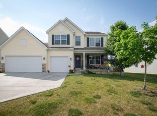 683 Crestview Dr, Lithopolis, OH 43136