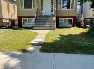 8955 81st Ave NW, Edmonton, AB T6C 0W7