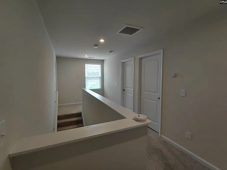 329 Saskatoon Dr — Photo 12