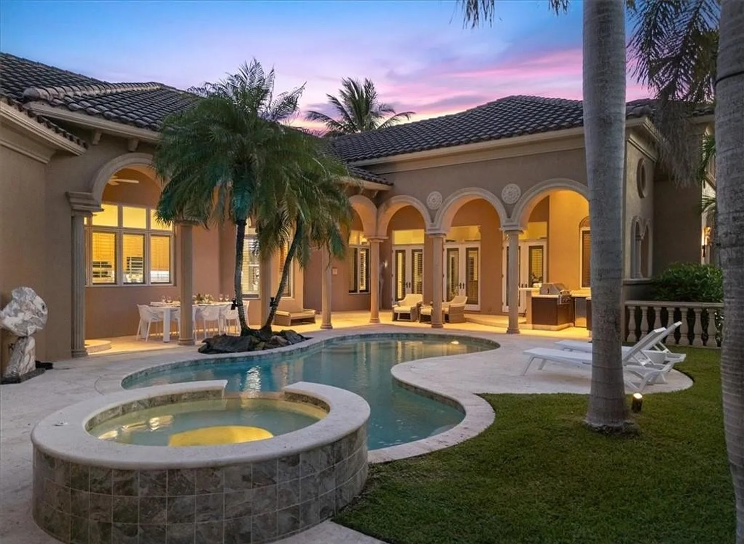 Seasonal Or Annual Rental Aqualane Shores Stunning Luxury Rental — Photo 3