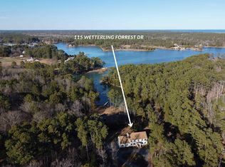 151 Wetterling Forrest Dr, Port Haywood, VA 23138