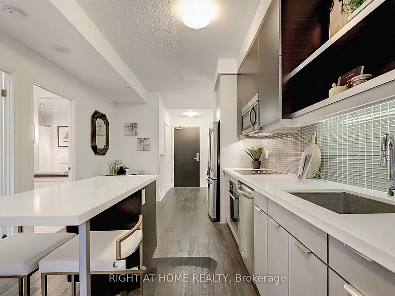 399 Spring Garden Ave #228 — Photo 11