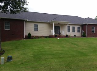 15303 Woodcreek Dr, Dexter, MO 63841