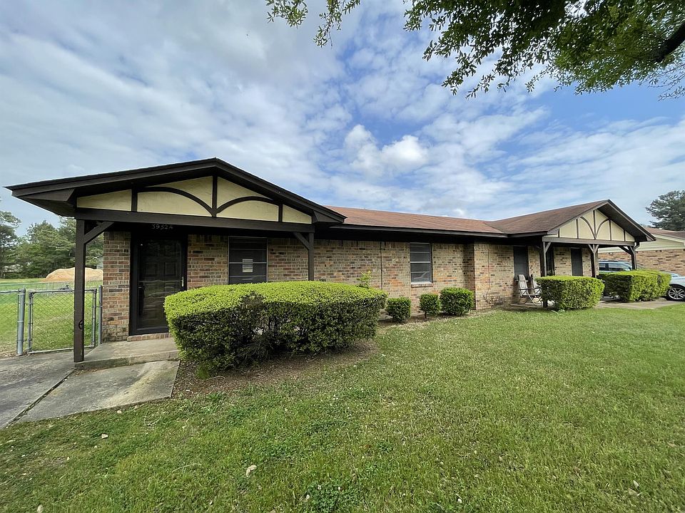 1st image of 3932 Eastwood Dr #1