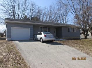 909 Williams St, Viroqua, WI 54665