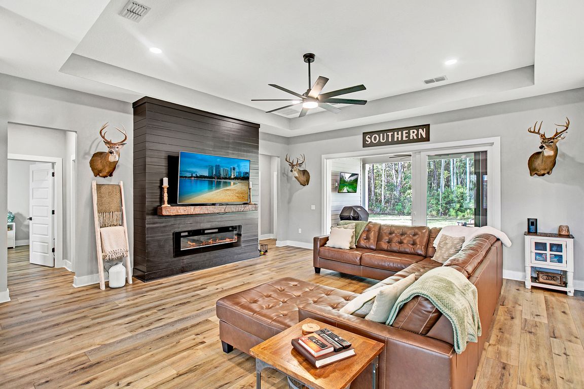 next background image