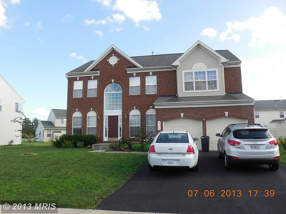 1st image of 402 Eagles Nest Way
