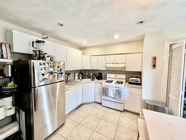 10 Harris St #5 — Photo 4