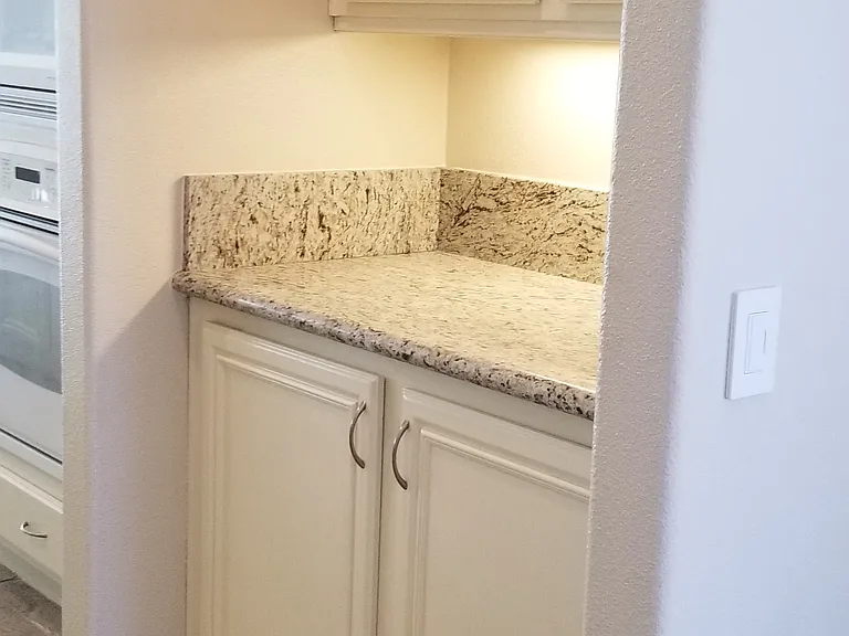 33871 Calafia St — Photo 7