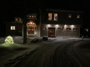 42 Wishbone Ln, Charlotte, VT 05445