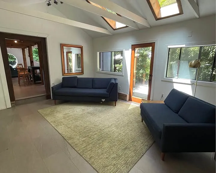 10190 SE 37th Ave — Photo 11