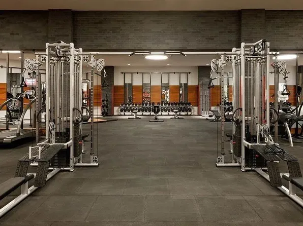 60 Riverside Boulevard image 19 of 22