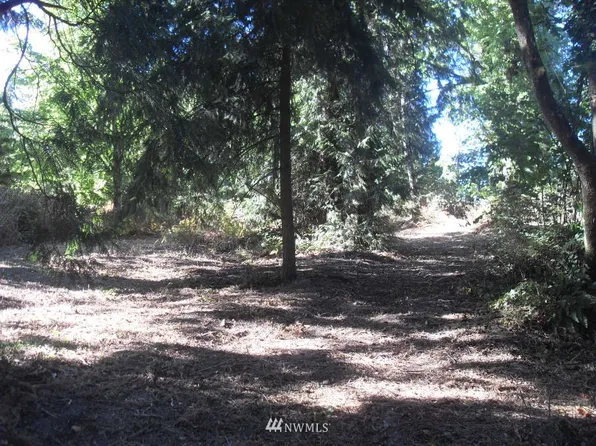 6324 9th St E, Tacoma, WA 98424