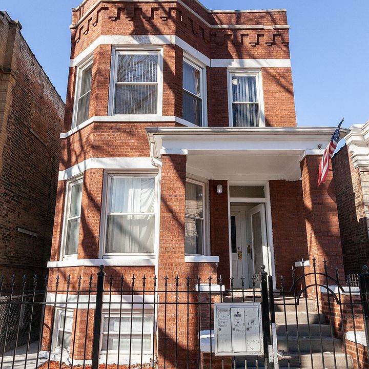 1st image of 1016 N Hamlin Ave #2