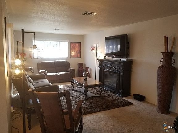 4th image of 1711 Lenrey Ave
