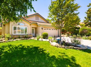 740 Holbertson Ct, Simi Valley, CA 93065