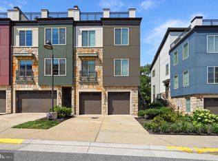 2874 Lowen Valley Rd, Alexandria, VA 22303