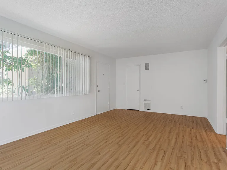 974 Haverford Ave #2 — Photo 6
