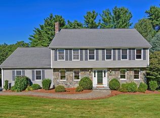 60 Martin Ln, Wrentham, MA 02093