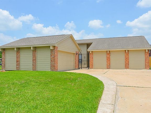 2nd image of 1810 Wood Orchard Dr