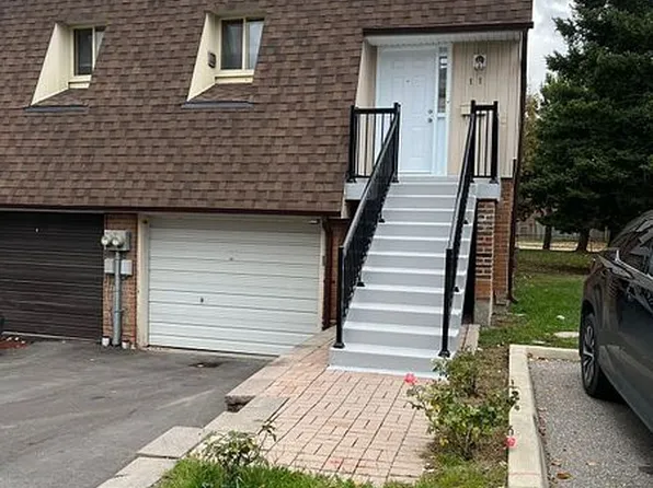 11 Yellow Birch Cres, Richmond Hill, ON L4B 3R2