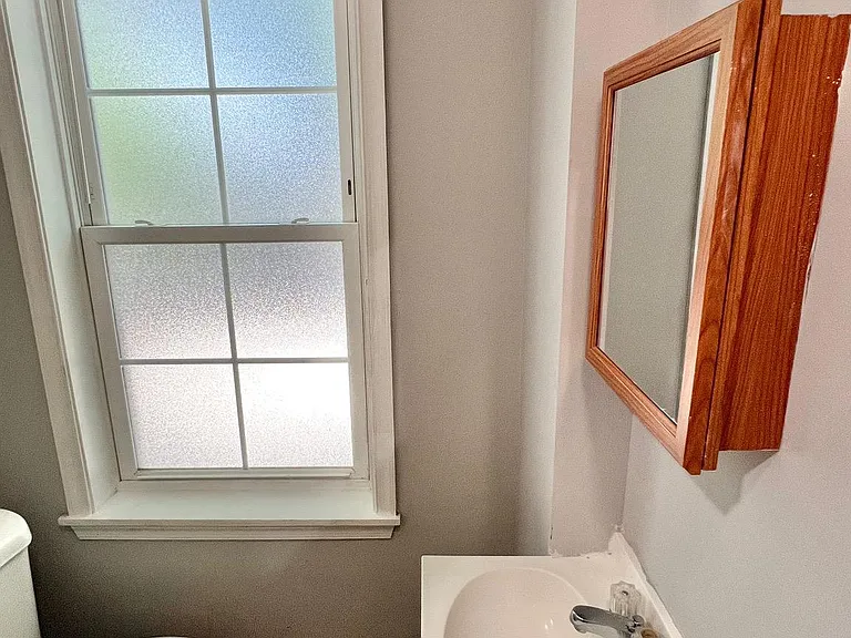 1029 Lancaster Ave — Photo 14