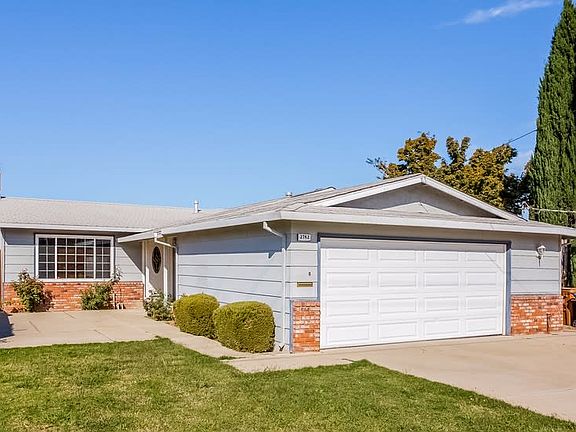 2nd image of 2742 Minta Ln