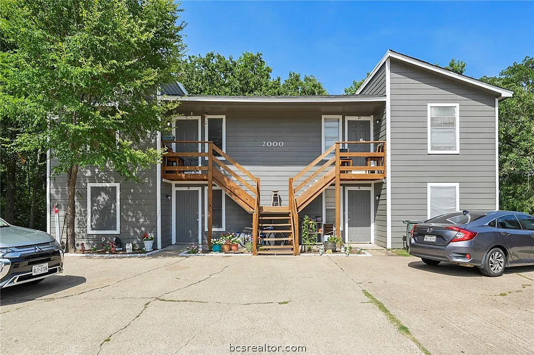 2 bed, 1000 sqft, $1,150 — Photo 1
