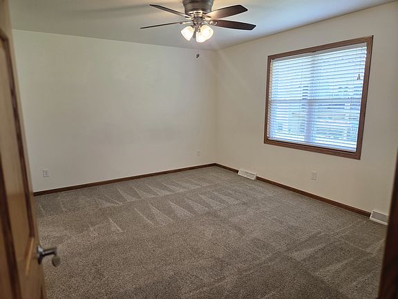 5th image of 3838 W Tripp Rd