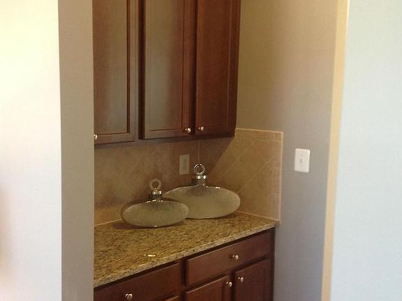 Sample Butler's Pantry-Model