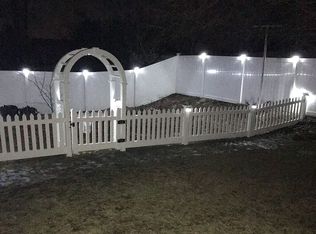 70 Mitris Blvd, Woonsocket, RI 02895