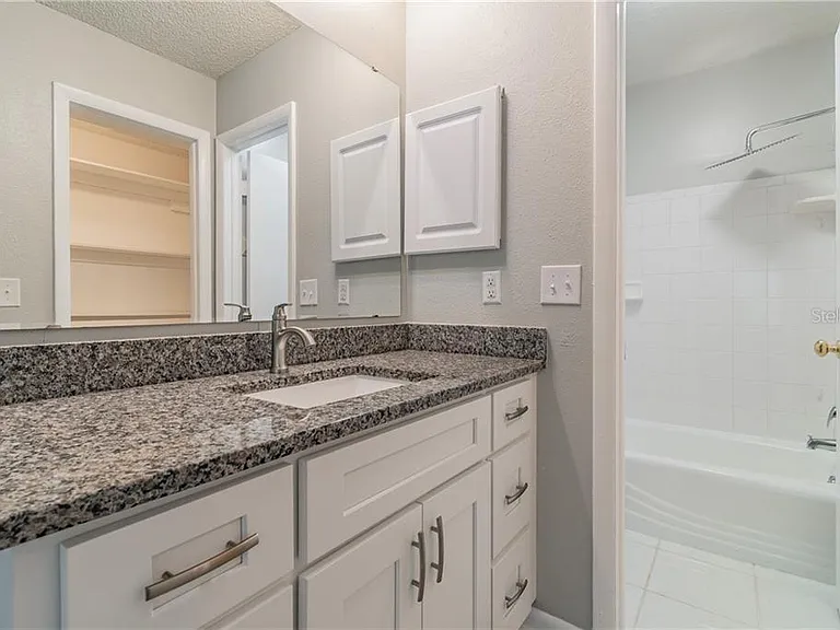 14729 Tall Tree Dr — Photo 18