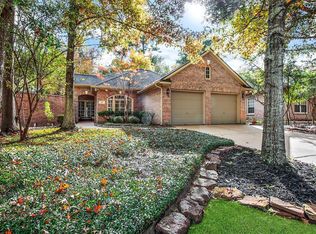 47 Vista Cove Dr, Spring, TX 77381