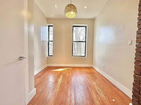 1170 Halsey St #4, Brooklyn, NY 11207