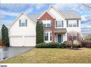122 Aileen Dr, Lansdale, PA 19446