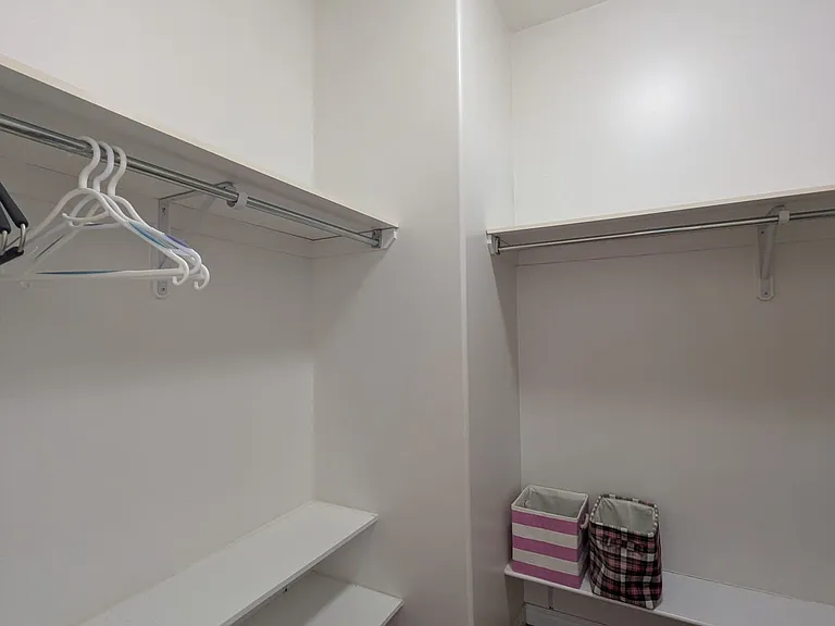 1901 Victoria Ave #206 — Photo 7