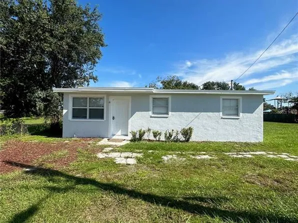 902 SE 5th St, Mulberry, FL 33860