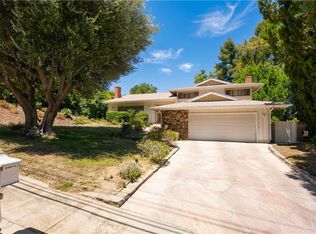 4807 Ellenita Ave, Tarzana, CA 91356