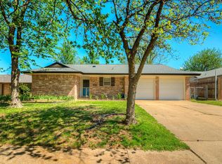 1423 Haverhill Cir, Norman, OK 73071