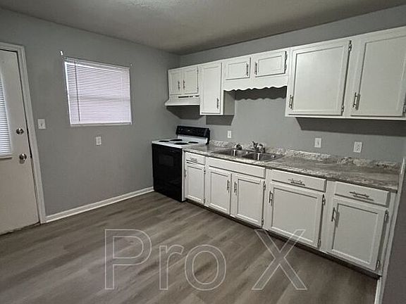 4th image of 1301 E 9th St APT B