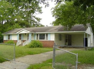 310 S Ethel St, Selma, NC 27576