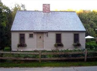 17 Oak St, Kennebunkport, ME 04046