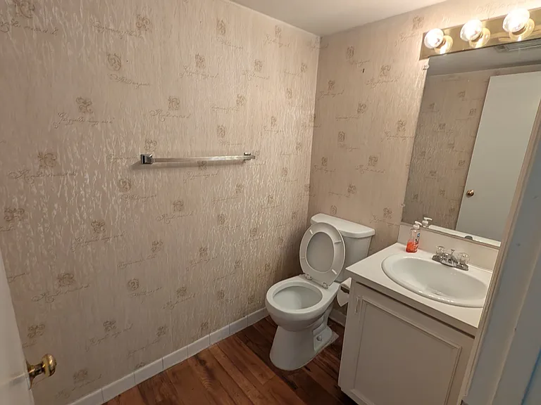 4705 20th Ave #6 — Photo 9