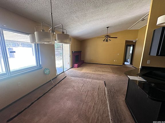 5th image of 16442 Ross Oak St