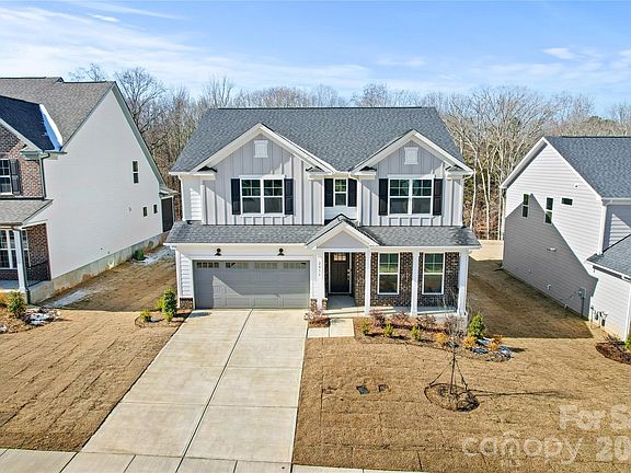 2nd image of 2016 Waxhaw Crossing Dr