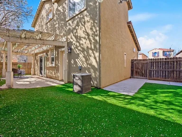 4118 Adriatic Sea Way — Photo 9