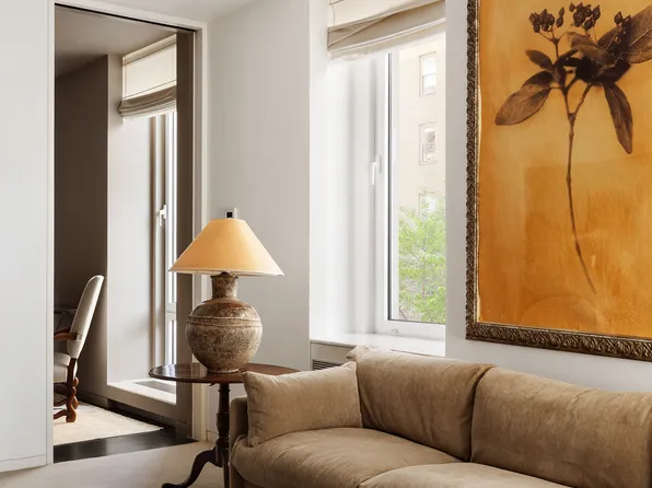 950 5th Avenue image 6 of 16