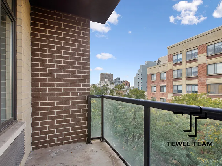 328 E 119th St #6B — Photo 2