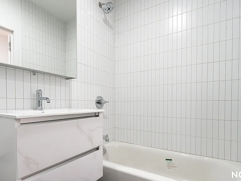 160 Johnson Ave #3B — Photo 18