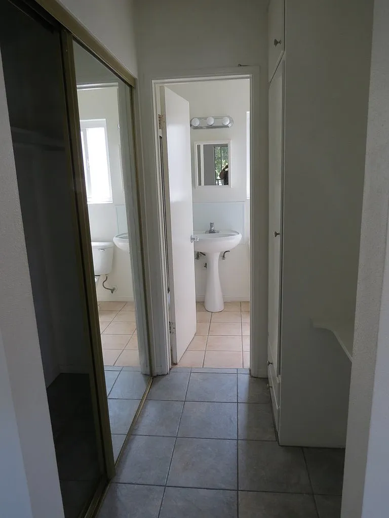 Studio, 350 sqft, $1,550 — Photo 4